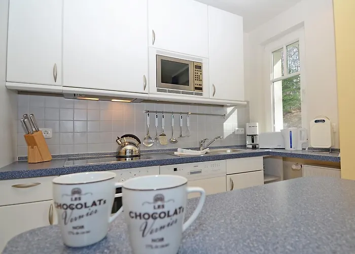 Li - Penthouse Sellin (Rugen)